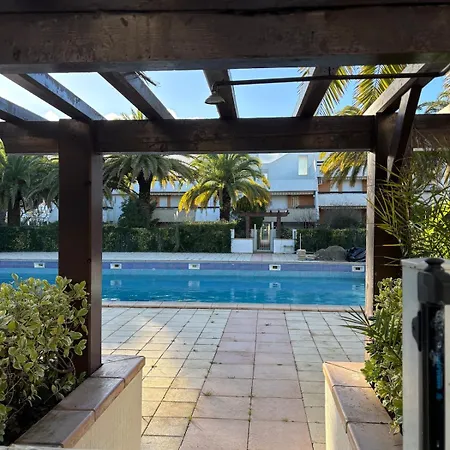 - Clim - Wifi - Parking - Terasse - Piscine